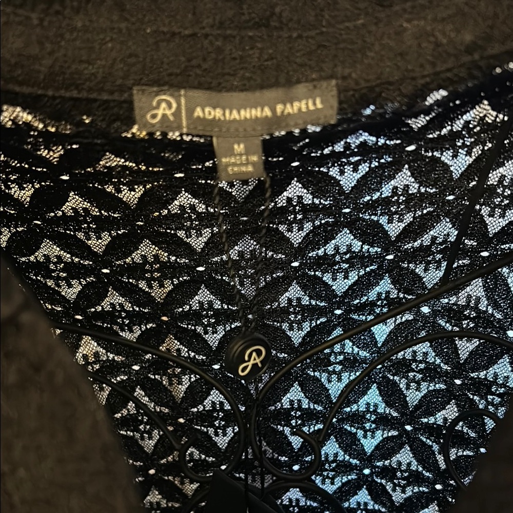 Elegant Black Lace Top - Picture 3 of 5